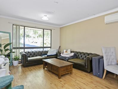 2/8 Rose Street, Halls Head WA 6210