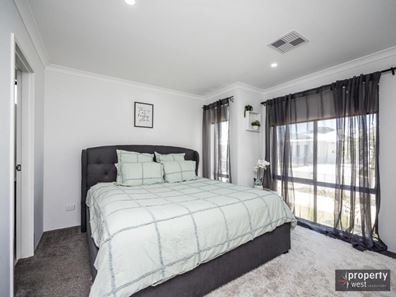 48 Routeburn street, Wanneroo WA 6065