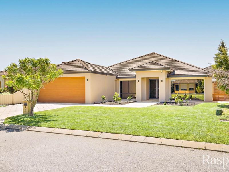 11 Mosman Loop, Success
