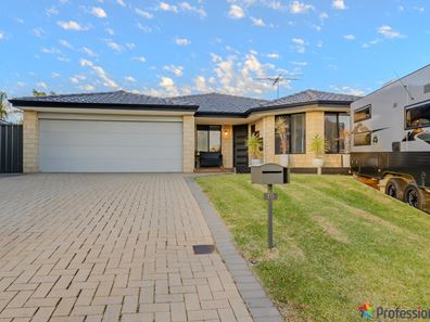 10 Lucidus Retreat, Greenfields WA 6210