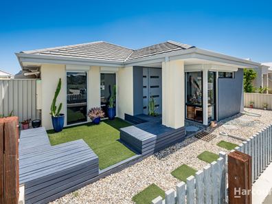 20 Bluewater Drive, Alkimos WA 6038