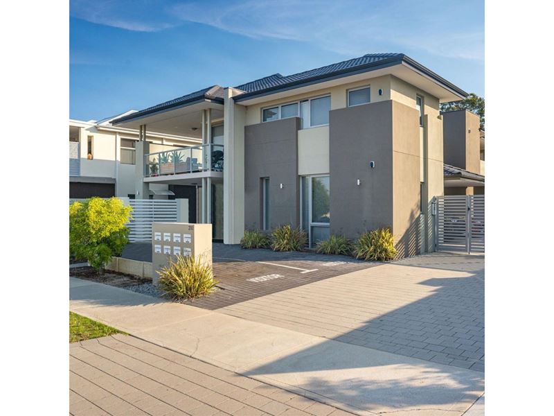 3/210 Kooyong Road, Rivervale
