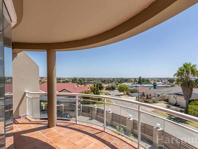 1 Finsbury View, Landsdale WA 6065