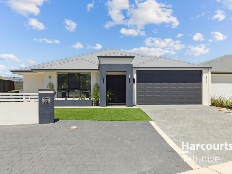 32 Hollingworth Drive, Aveley
