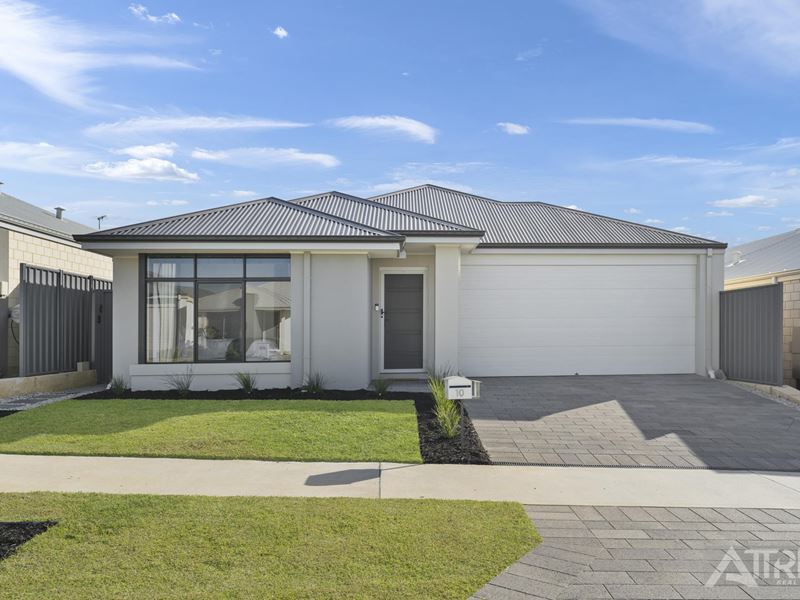 10 Dimer Way, Hammond Park