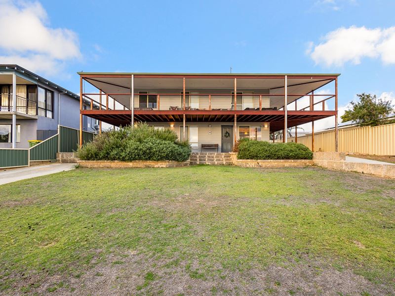 31 Hudson Street, Seabird WA 6042