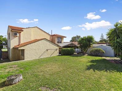 18 Venus Way, Hillarys WA 6025