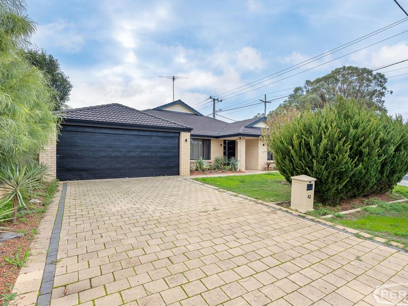 42 Stinton  Street, Mandurah
