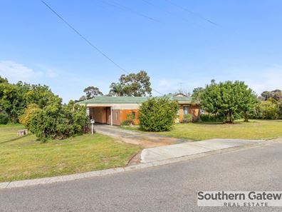 14 Dawson Way, Parmelia WA 6167