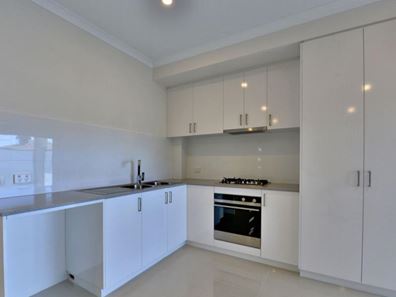 7/10 Day Road, Mandurah WA 6210