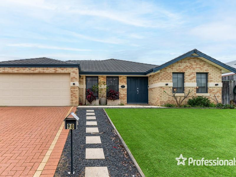 90 Pinegrove Drive, Ellenbrook WA 6069