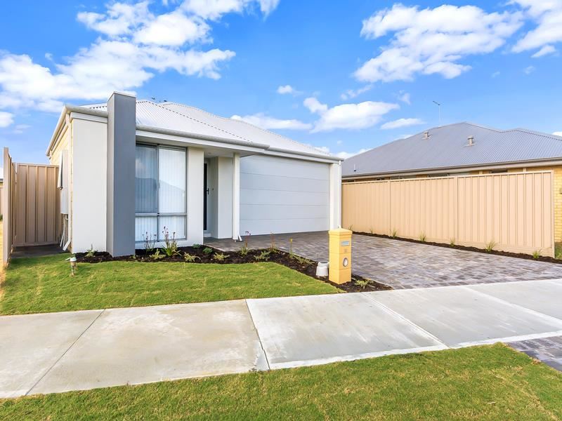 30 Faverolles Drive, Southern River WA 6110