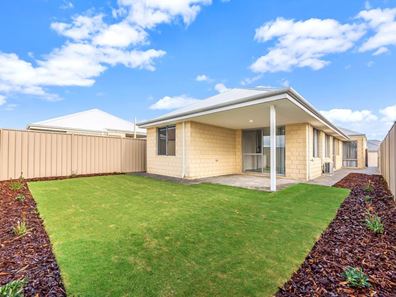 30 Faverolles Drive, Southern River WA 6110