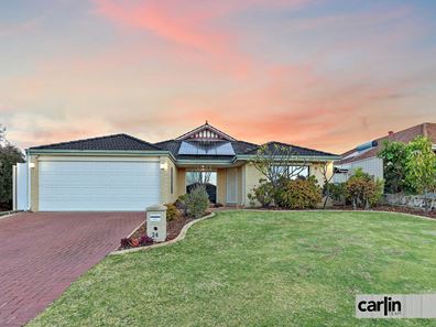 24 Ranunculus Court, Beeliar WA 6164