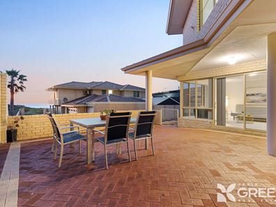 50B Halls Head Parade, Halls Head WA 6210