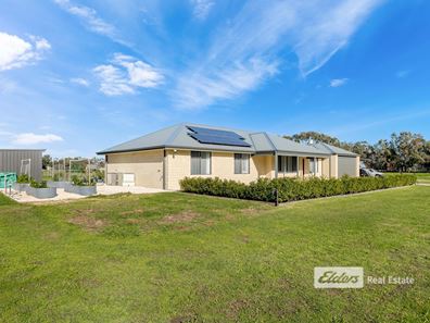 115 Hackett Street, Cookernup WA 6219