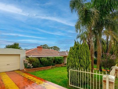 10 Hume Court, Parmelia WA 6167