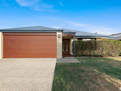 11 Sirius Way, Byford WA 6122