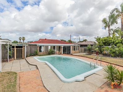 23 Dawson Way, Parmelia WA 6167