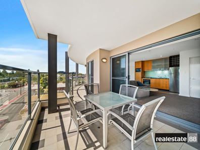 25/23 Bowman Street, South Perth WA 6151