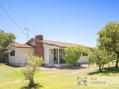 15 South Street, West Busselton WA 6280