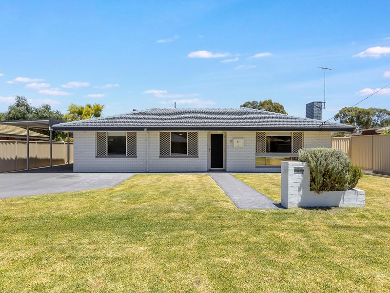 87 Calume Street, Hillman WA 6168