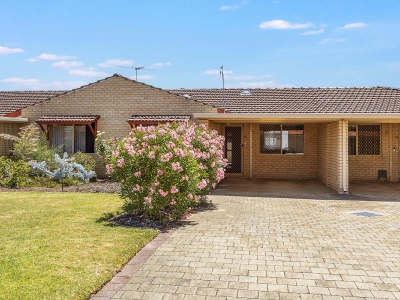 18/2 Edmonds Cove, Safety Bay WA 6169