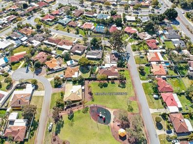 10 Miranda Way, Gosnells WA 6110