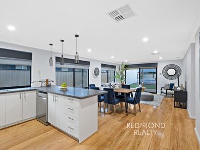 22 Harden Park Trail, Carramar WA 6031
