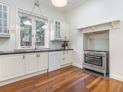 32 Market Street, Kensington WA 6151