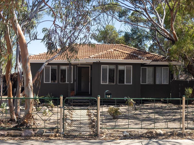 14 Snell Street, Merredin WA 6415