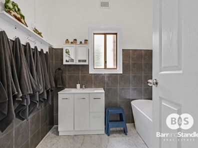 7 Paull Street, Collie WA 6225