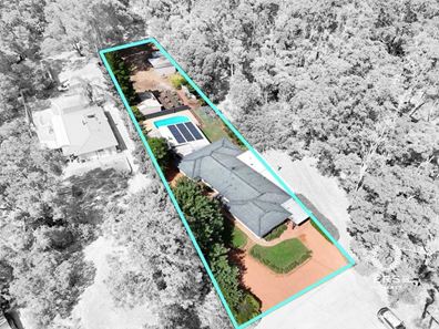 7 Henderson Road, Stoneville WA 6081