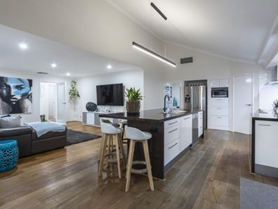 43 Savona Grove, Mindarie WA 6030