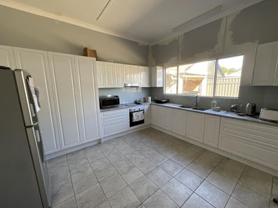 67 CROSSMAN ROAD, Ranford WA 6390