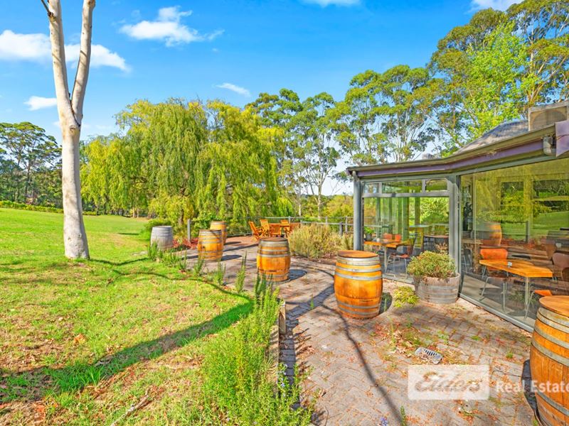 18 Hamilton Road, Scotsdale WA 6333