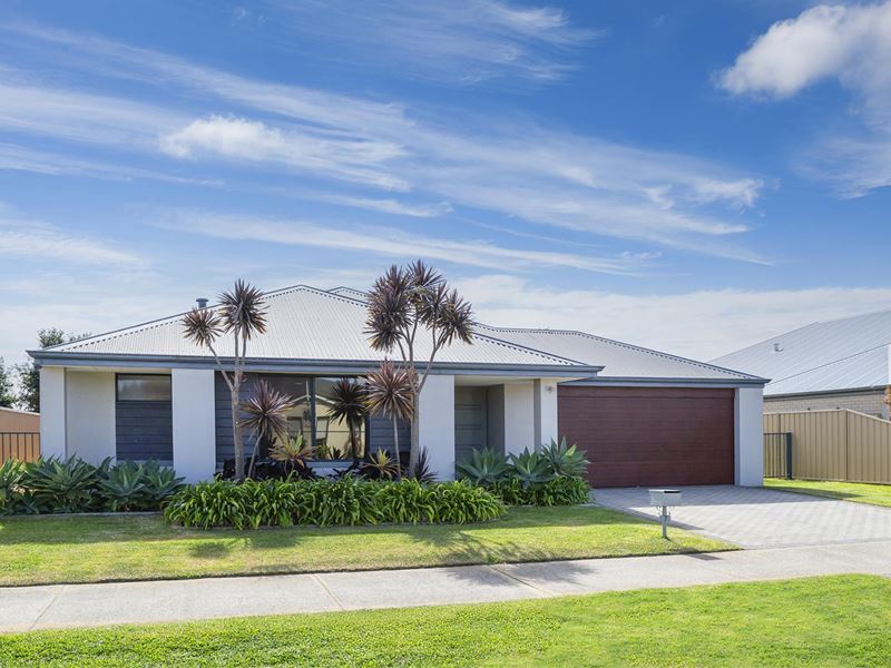 7 Provincia Parade, Yalyalup WA 6280
