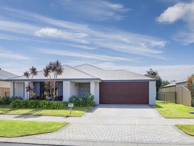 7 Provincia Parade, Yalyalup WA 6280
