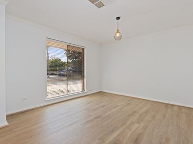 3/13 Chich Place, Cannington WA 6107