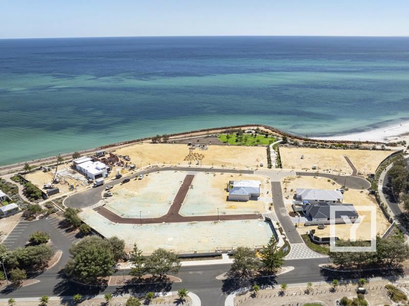 16 Chine Place, Geographe WA 6280