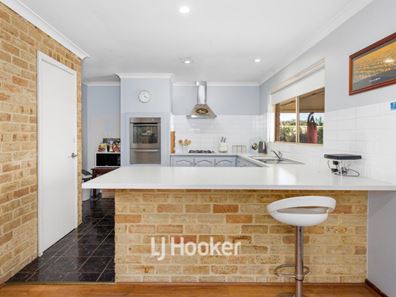 20 Coote Place, Usher WA 6230