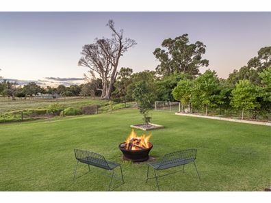 65 Tall Tree Crescent, Reinscourt WA 6280