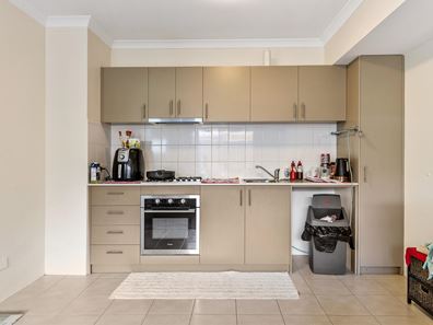 2/38 Lake Street, Rockingham WA 6168