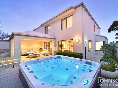 9b Halse Place, Karrinyup WA 6018