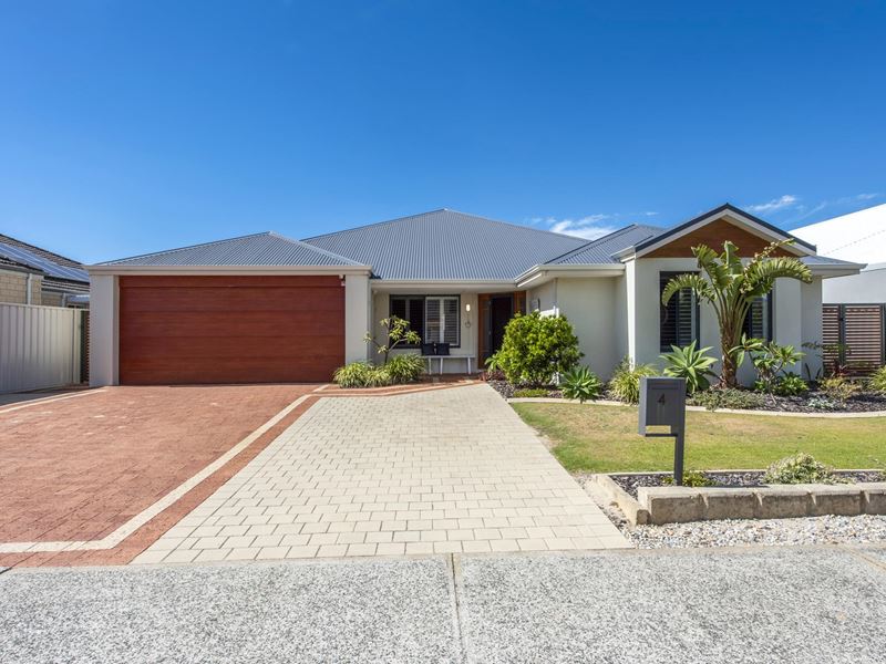 4 Margaret Road, Secret Harbour WA 6173