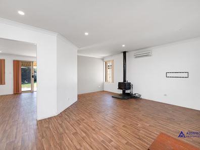 32 Ballard Place, Maddington WA 6109