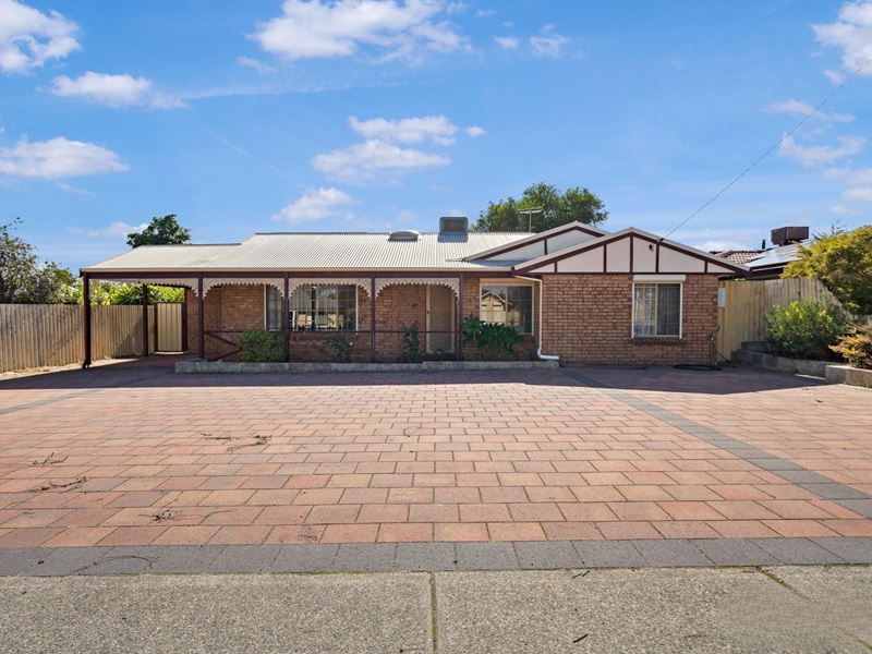 74 Chamberlain Street, Gosnells