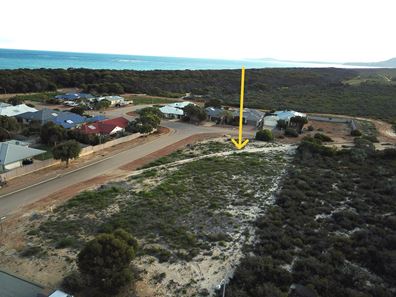8 Eucla Way, Hopetoun WA 6348