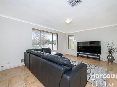17 Peppermint Crescent, Ballajura WA 6066