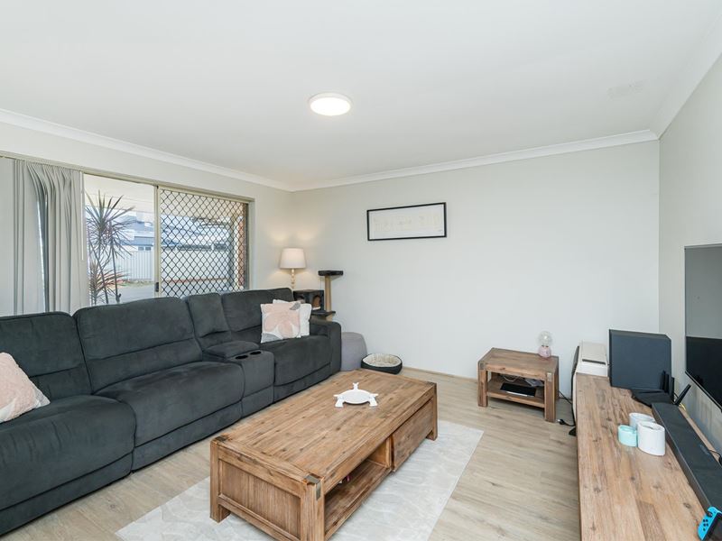 1 Waterside Retreat, Wilson WA 6107